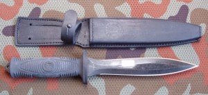 Cerber elastron czarny