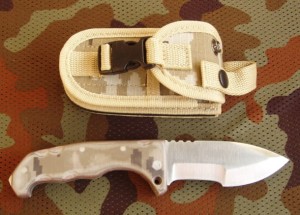 Raptor (rękojeść micarta w kamuflażu)