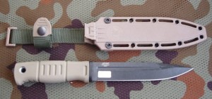 Witjaź khaki (pochwa ABS)