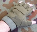 glove_mcf_hf1.JPG