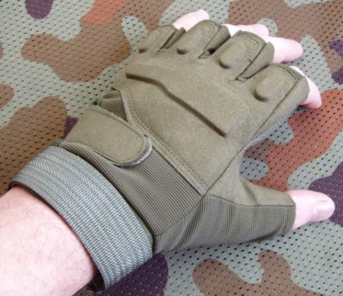 glove_mcf_hf1.JPG