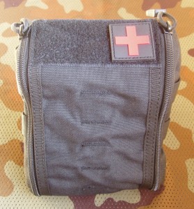 Zasobnik Fronter 2 na materiały opatrunkowe (apteczka) czarny