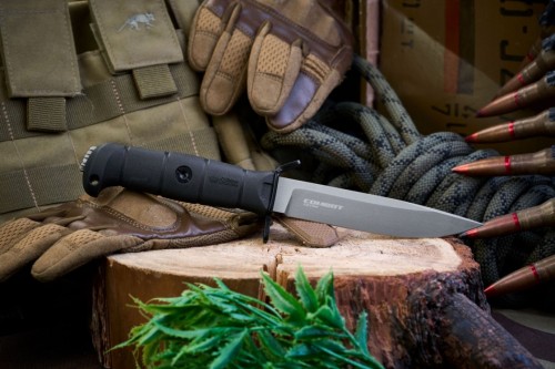 combatAUS8TWblack1.jpg