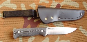 Ranger puukko M07 full tang (14C28N, rękojeść czarna micarta)