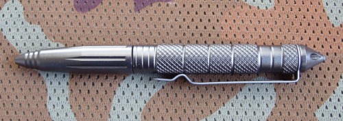 tacticpengrey1.JPG