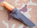 M07_N690orange10.webp