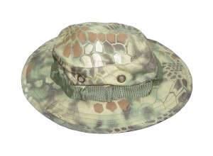 Panama w kamuflażu pyton