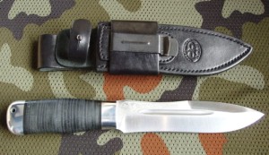 Skorpion (rękojeść skóra okucia duraluminium)